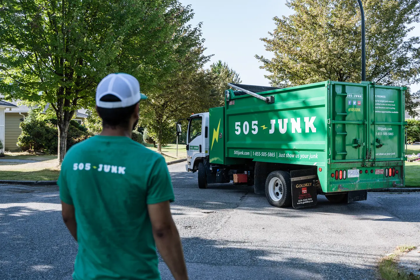 Why Junk Removal Services Are Essential for Retail Store Cleanouts